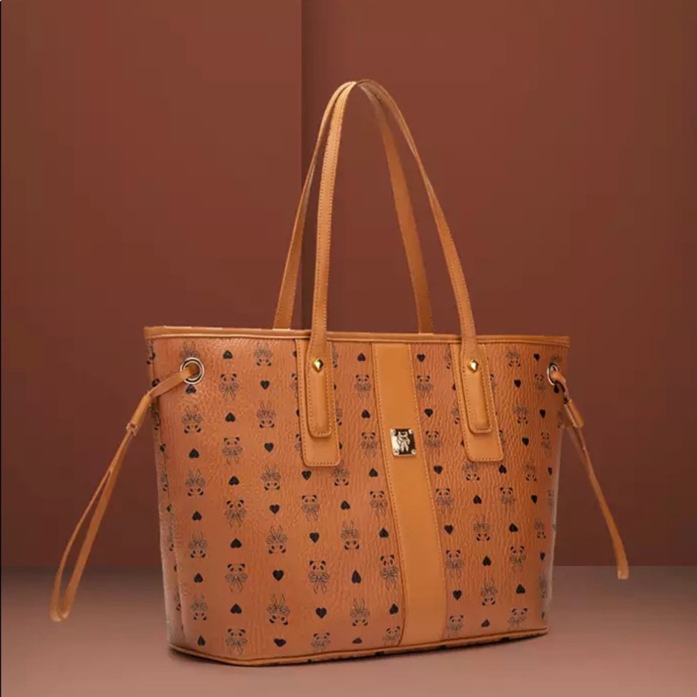 Large luxury tote